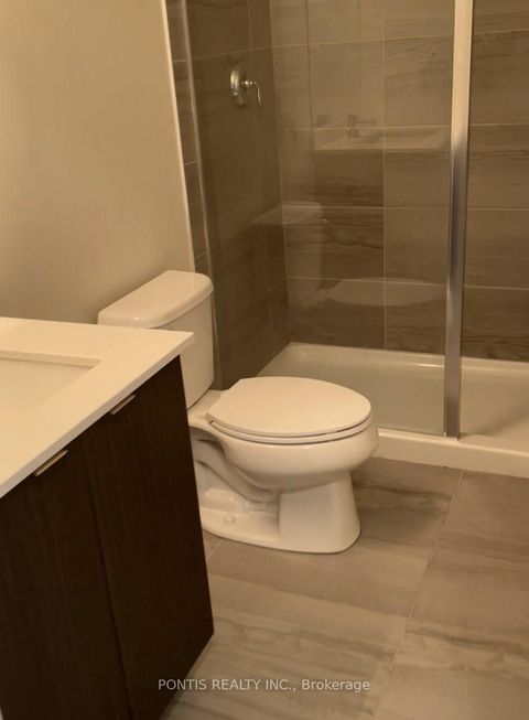 Photo 10 at 1005 - 3237 Bayview Avenue, Steeles, Toronto