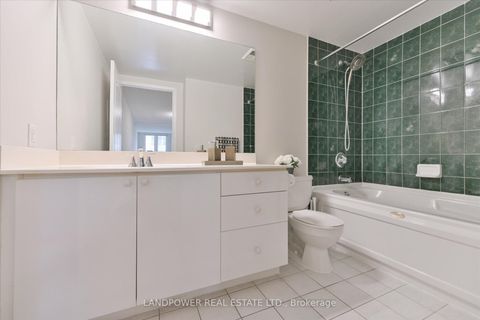 Photo 17 at 1231 - 28 Sommerset Way S, Willowdale East, Toronto