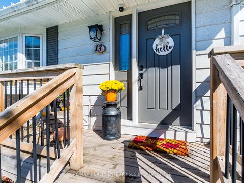 Photo 5 at 13 Avon Park Drive, Queensway, Toronto