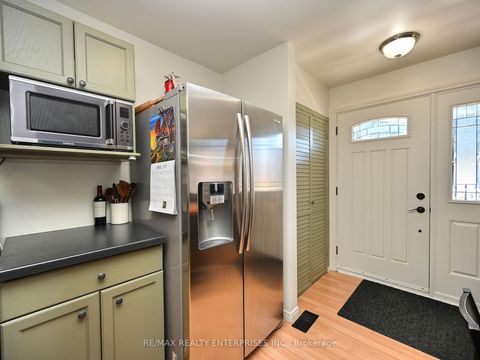 Photo 13 at 13 Avon Park Drive, Queensway, Toronto