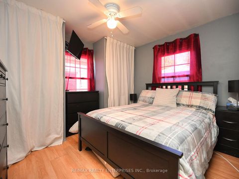 Photo 17 at 13 Avon Park Drive, Queensway, Toronto