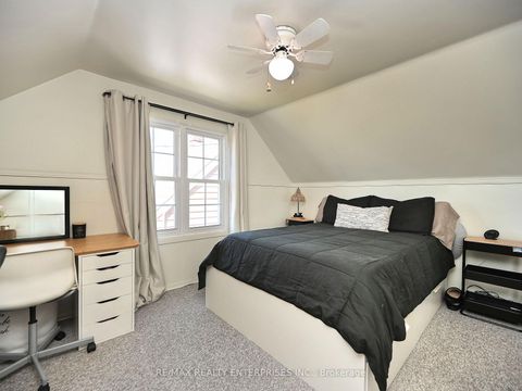 Photo 23 at 13 Avon Park Drive, Queensway, Toronto