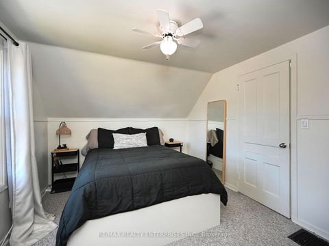 Photo 24 at 13 Avon Park Drive, Queensway, Toronto