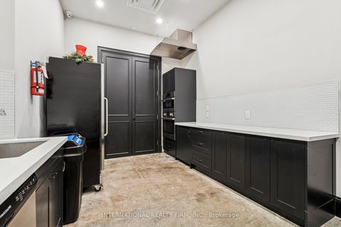 Photo 44 at 303 - 637 Lake Shore Boulevard W, Niagara, Toronto