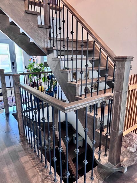 Photo 7 at 98 Golf Links Drive, Aurora Highlands, Aurora