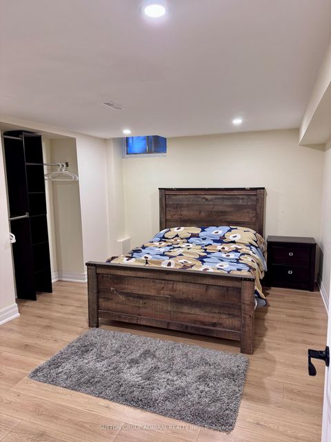 Photo 19 at 98 Golf Links Drive, Aurora Highlands, Aurora