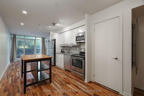 Photo 6 at 104 - 38 Joe Shuster Way, South Parkdale, Toronto