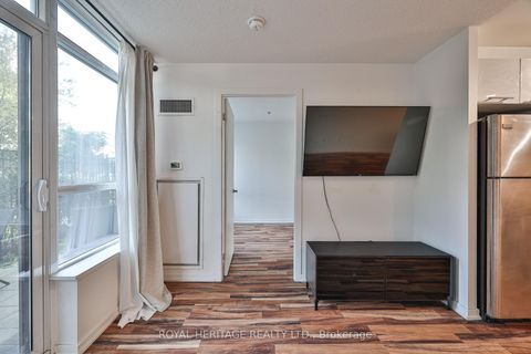 Photo 12 at 104 - 38 Joe Shuster Way, South Parkdale, Toronto