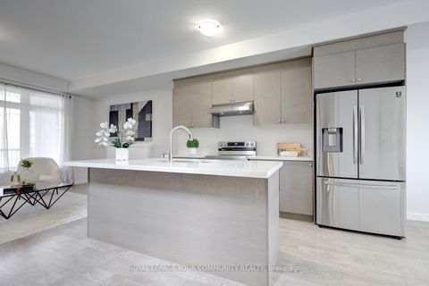 Photo 7 at 10270 Keele Street, Maple, Vaughan