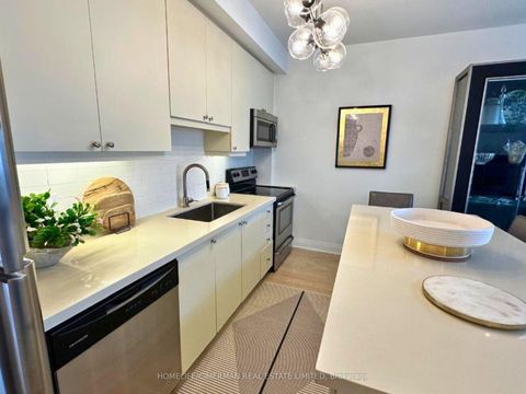 Photo 3 at 118 - 12 Woodstream Boulevard, Vaughan Grove, Vaughan