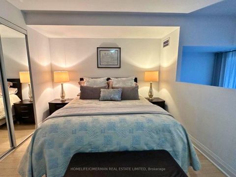 Photo 7 at 118 - 12 Woodstream Boulevard, Vaughan Grove, Vaughan