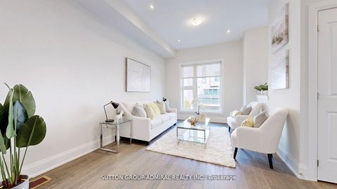 Photo 3 at 247 Smallwood Circle S, Brownridge, Vaughan