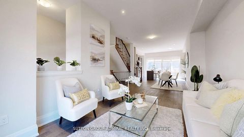 Photo 4 at 247 Smallwood Circle S, Brownridge, Vaughan