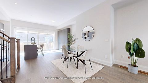 Photo 7 at 247 Smallwood Circle S, Brownridge, Vaughan