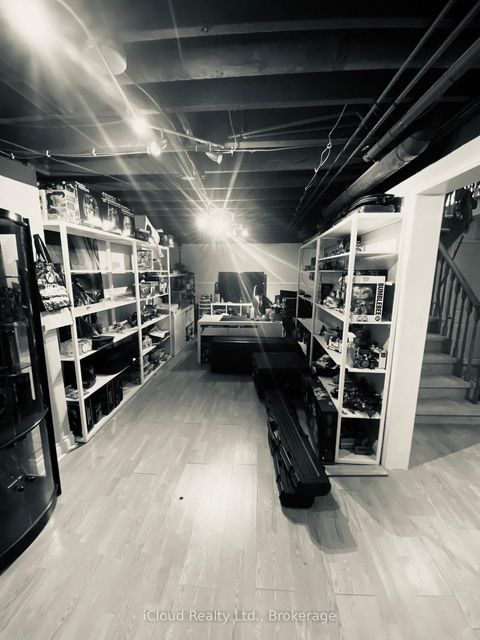 Photo 20 at 87 O'Connor Crescent S, North Richvale, Richmond Hill