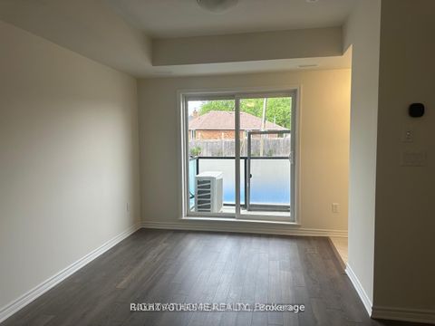 Photo 4 at 135 - 1081 Danforth Road, Eglinton East, Toronto