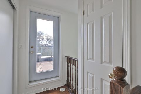 Photo 27 at 318 - 639 Lawrence Avenue W, Lawrence, Toronto