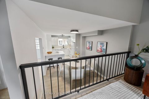 Photo 9 at 114 - 65 Godstone Road, Don Valley Village, Toronto