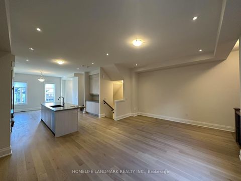 Photo 4 at 9420 BAYVIEW Avenue, Observatory, Richmond Hill