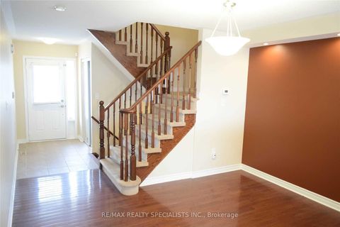 Photo 6 at 3207 Stornoway Circle, BC Bronte Creek, Oakville