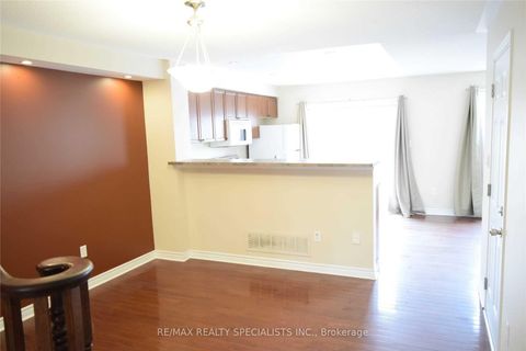 Photo 7 at 3207 Stornoway Circle, BC Bronte Creek, Oakville