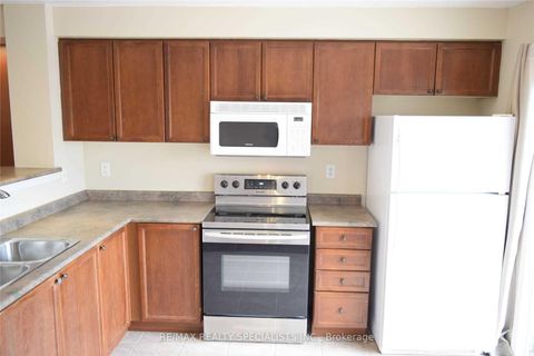 Photo 13 at 3207 Stornoway Circle, BC Bronte Creek, Oakville