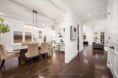 Photo 7 at 117 Parkview Hill Crescent, Parkview, Toronto