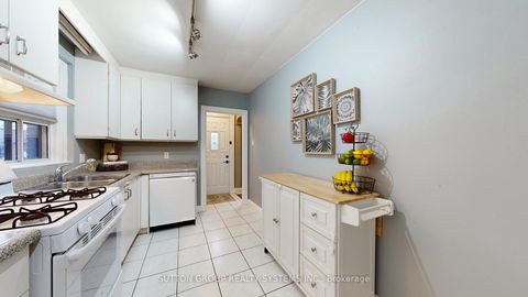 Photo 9 at 51 Juliet Crescent, Eglinton West, Toronto