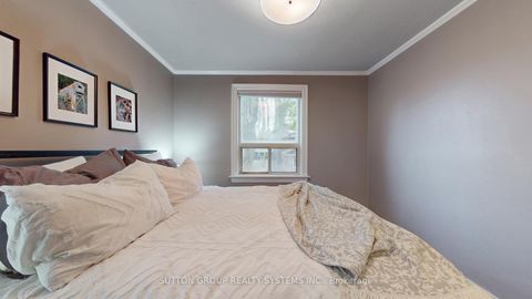 Photo 12 at 51 Juliet Crescent, Eglinton West, Toronto