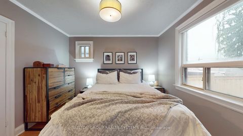 Photo 13 at 51 Juliet Crescent, Eglinton West, Toronto