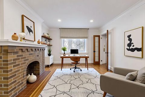 Photo 2 at 511 Davenport Road, Casa Loma, Toronto