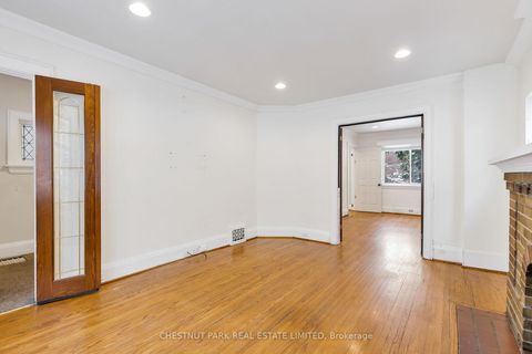 Photo 10 at 511 Davenport Road, Casa Loma, Toronto