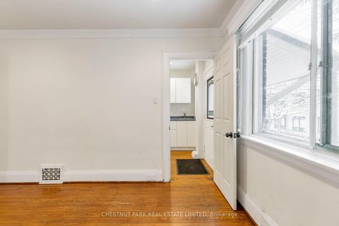 Photo 15 at 511 Davenport Road, Casa Loma, Toronto