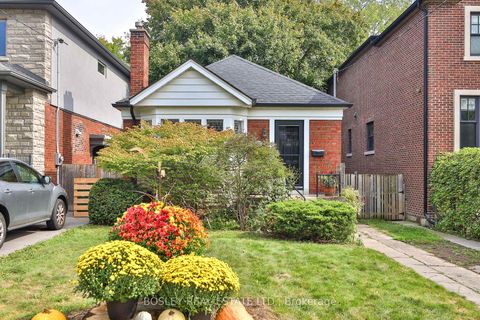 Photo 1 at 333 Sutherland Drive, Leaside, Toronto