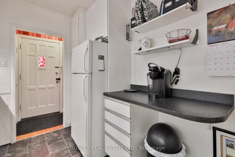 Photo 11 at 333 Sutherland Drive, Leaside, Toronto