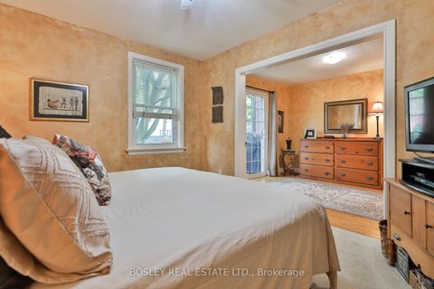 Photo 17 at 333 Sutherland Drive, Leaside, Toronto
