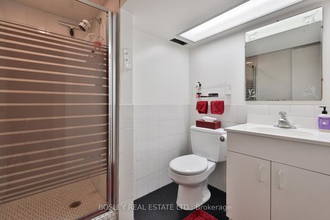 Photo 27 at 333 Sutherland Drive, Leaside, Toronto