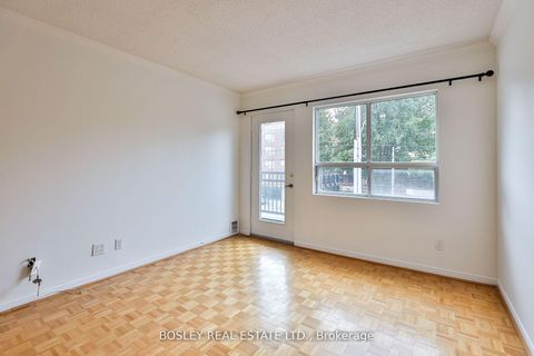 Photo 4 at 306 - 928 Millwood Road, Leaside, Toronto