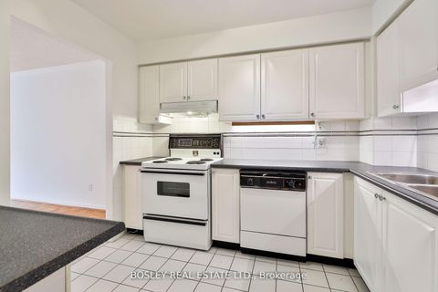 Photo 9 at 306 - 928 Millwood Road, Leaside, Toronto