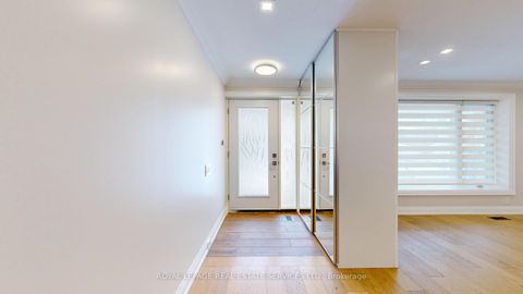 Photo 3 at 12 Warlingham Court, West Deane, Toronto