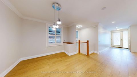 Photo 10 at 12 Warlingham Court, West Deane, Toronto