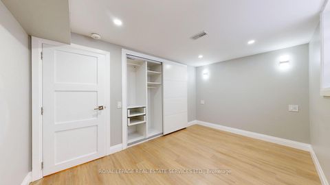 Photo 27 at 12 Warlingham Court, West Deane, Toronto