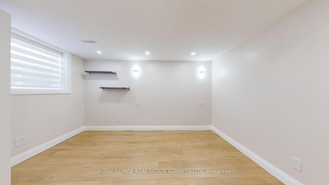 Photo 29 at 12 Warlingham Court, West Deane, Toronto