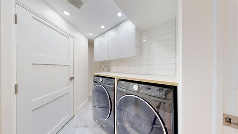 Photo 35 at 12 Warlingham Court, West Deane, Toronto