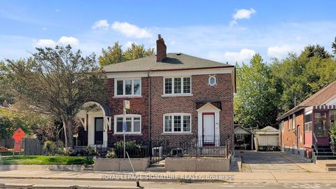 Photo 1 at 1130 Woodbine Avenue, East York, Toronto