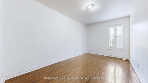 Photo 16 at 1130 Woodbine Avenue, East York, Toronto