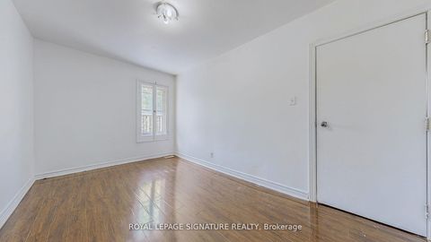 Photo 17 at 1130 Woodbine Avenue, East York, Toronto