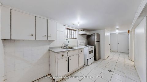 Photo 32 at 1130 Woodbine Avenue, East York, Toronto