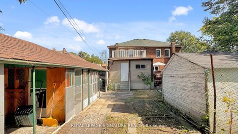 Photo 37 at 1130 Woodbine Avenue, East York, Toronto