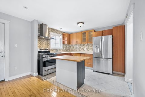 Photo 3 at 722 Weston Road, Smythe, Toronto